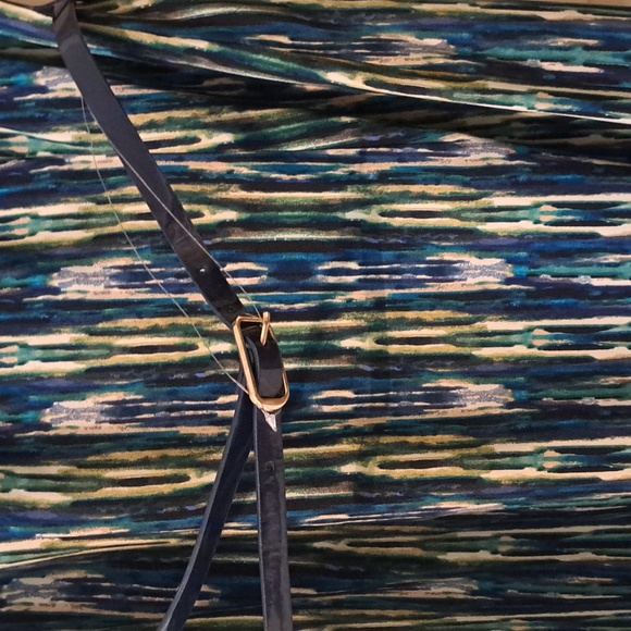 Alyx Elegant Blue and Green Sleeveless Dress - Picture 4 of 4